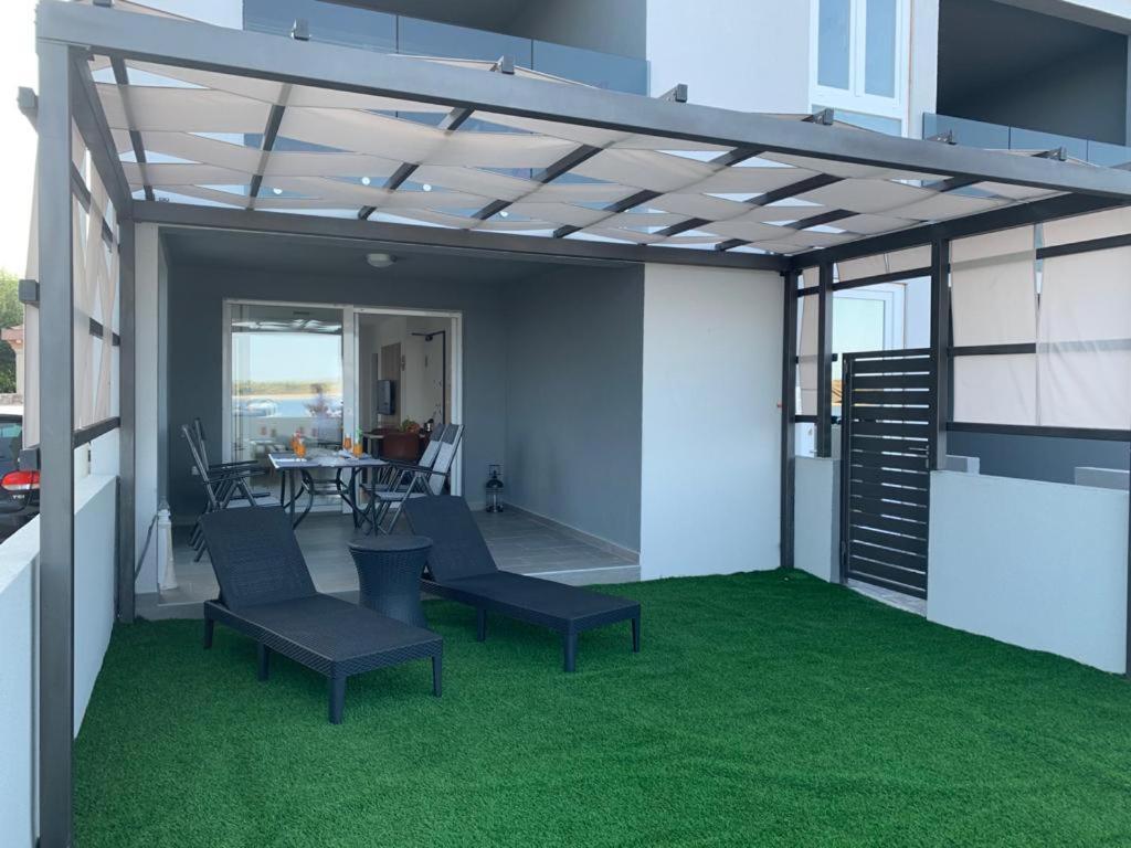 Apartmani Sunside نين المظهر الخارجي الصورة