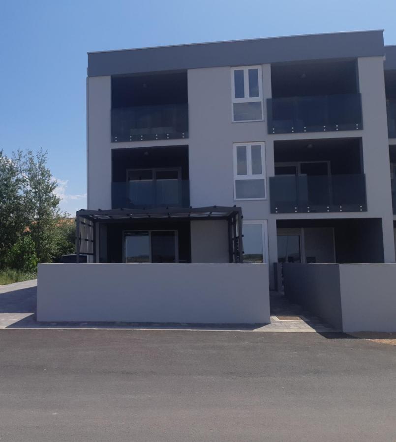 Apartmani Sunside نين المظهر الخارجي الصورة