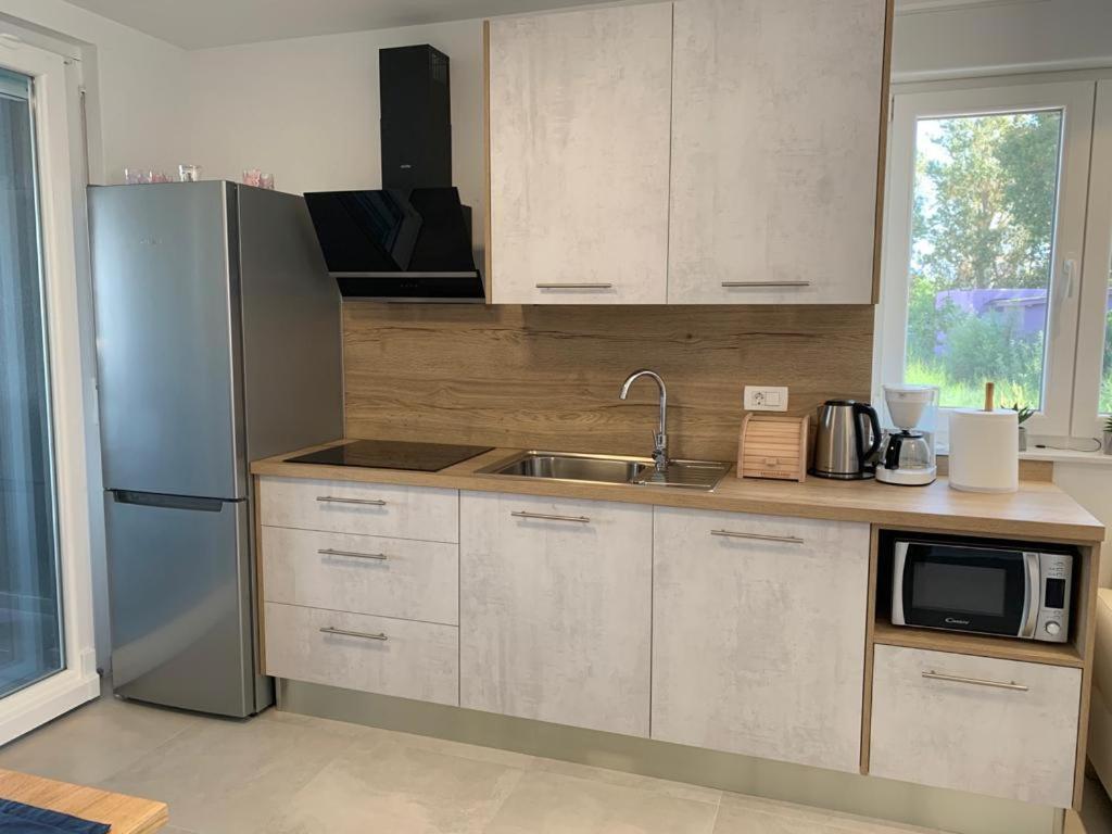 Apartmani Sunside نين المظهر الخارجي الصورة