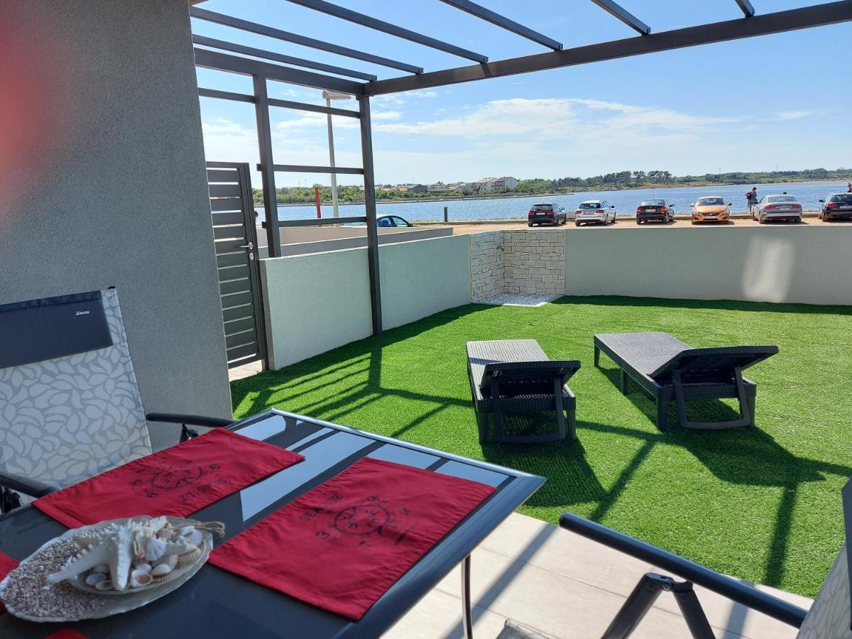 Apartmani Sunside نين المظهر الخارجي الصورة